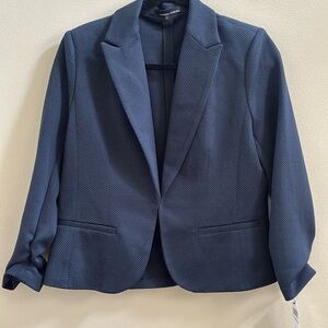 Amanda & Chelsea NWT Navy Blazer